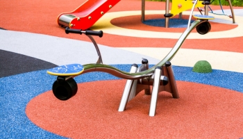 Pavimenti per playground: scegli sicurezza e qualità
